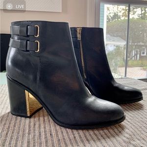 Calvin Klein 7.5 leather boots with gold accents ✨